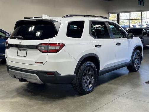 2024 Honda Pilot TrailSport