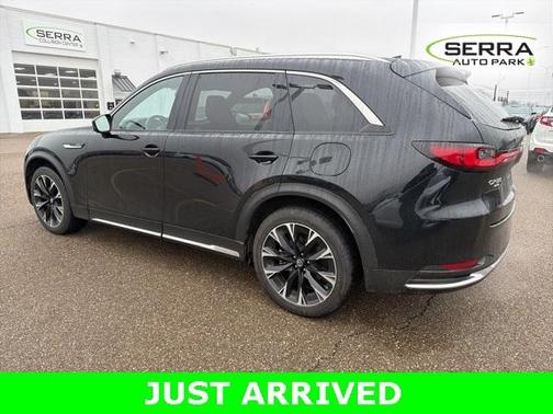 2024 Mazda CX-90 Premium Plus