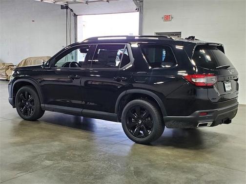 2025 Honda Pilot Black Edition