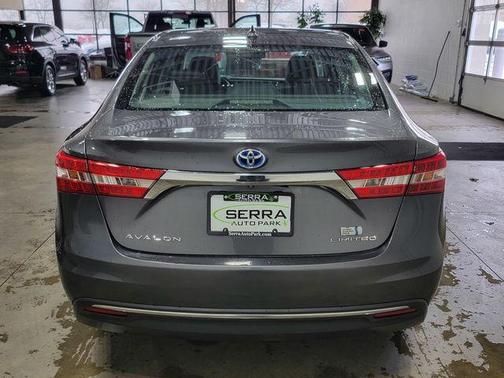 Magnetic Gray Metallic 2013 Toyota Avalon Hybrid XLE Premium