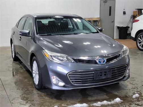 2013 Toyota Avalon Hybrid 