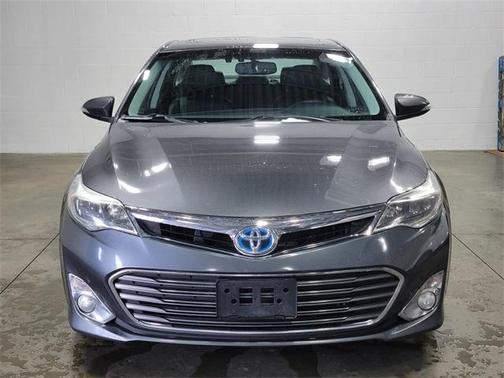 2013 Toyota Avalon Hybrid 