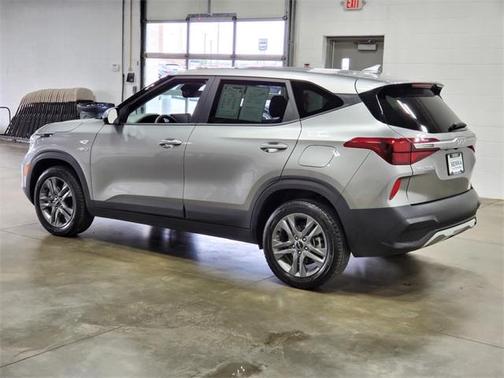 2023 Kia Seltos LX