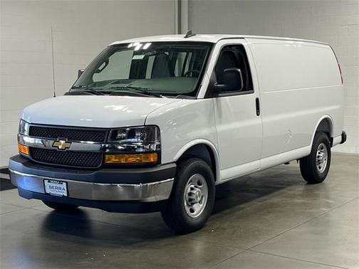 2025 Chevrolet Express 2500 Work Van