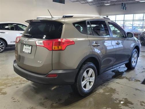 2013 Toyota RAV4 XLE