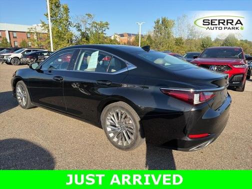 2019 Lexus ES 350 Luxury