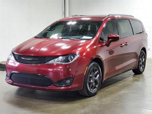 2018 Chrysler Pacifica Touring-L