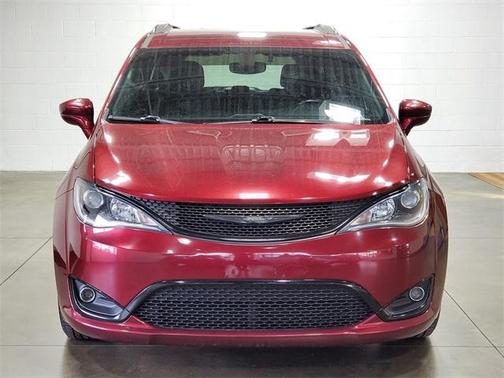 2018 Chrysler Pacifica Touring-L