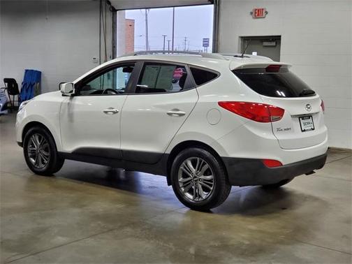 2015 Hyundai TUCSON SE