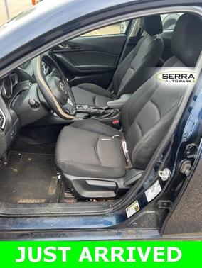 2015 Mazda Mazda3 i Touring