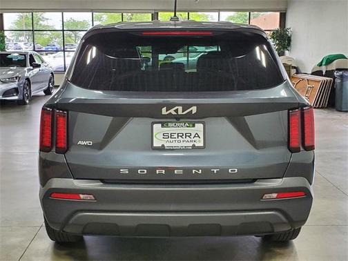 2022 Kia Sorento LX