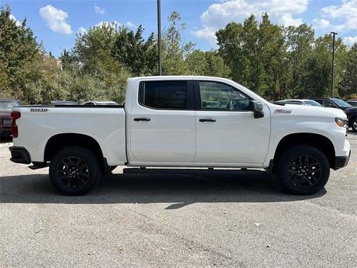 2025 Chevrolet Silverado 1500 Custom Trail Boss