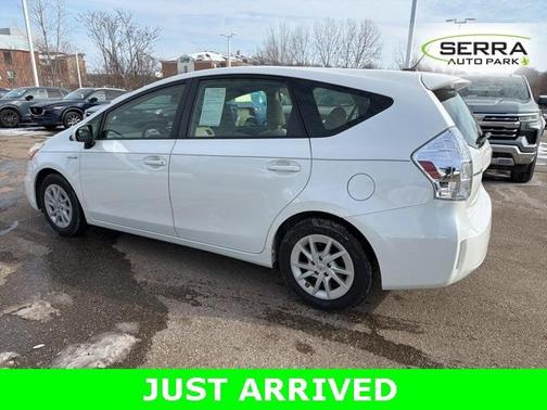 2013 Toyota Prius v Three
