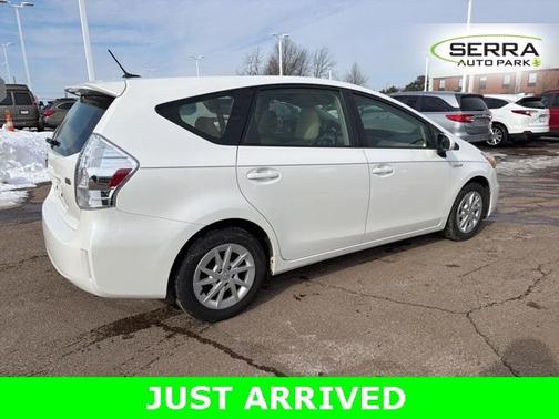 2013 Toyota Prius v Three