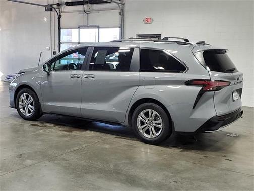 2023 Toyota Sienna XSE
