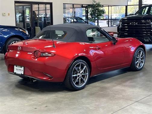 2016 Mazda MX-5 Miata Grand Touring