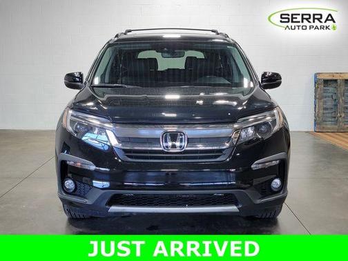Crystal Black Pearl 2022 Honda Pilot EX-L