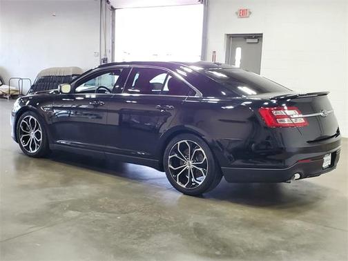 2017 Ford Taurus SHO
