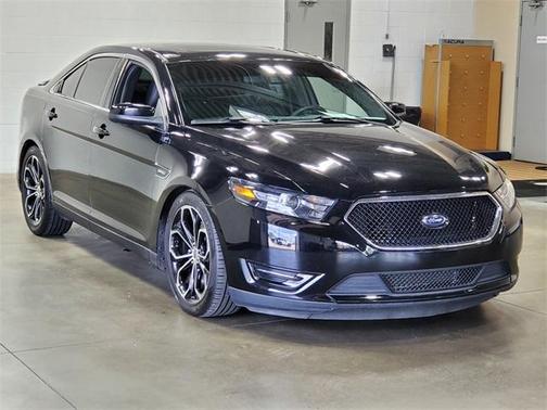 2017 Ford Taurus SHO