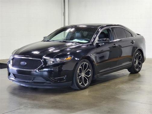 2017 Ford Taurus SHO