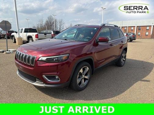 Velvet Red Pearlcoat 2019 Jeep Cherokee Limited