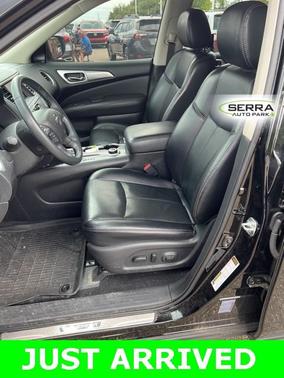 2018 Nissan Pathfinder SL