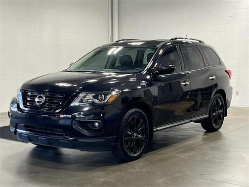 2018 Nissan Pathfinder SL