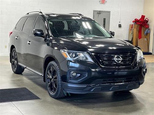 2018 Nissan Pathfinder SL