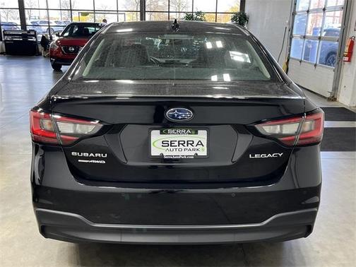 2023 Subaru Legacy 