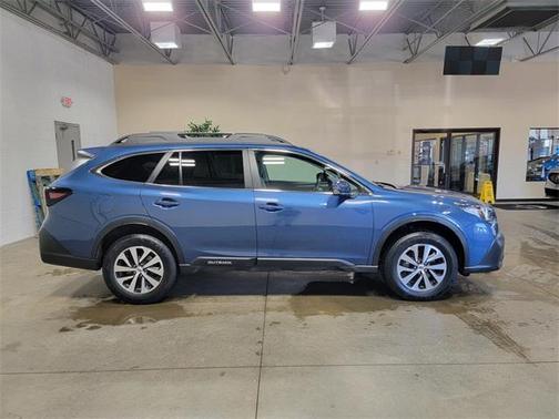 2022 Subaru Outback Premium