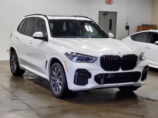 2023 BMW X5 M50i