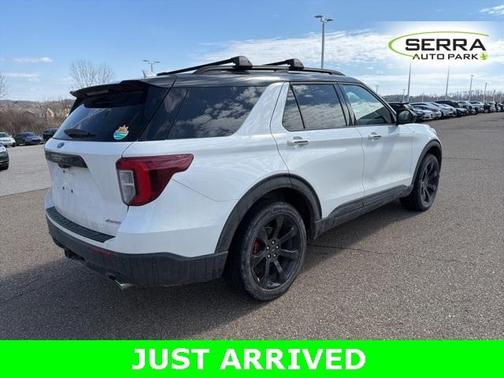 2022 Ford Explorer ST-Line