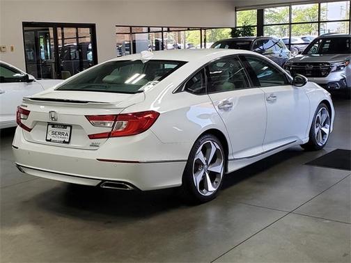 2018 Honda Accord Touring 2.0T