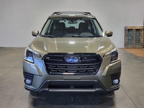 Autumn Green Metallic 2023 Subaru Forester Premium
