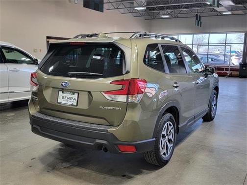 2023 Subaru Forester Premium