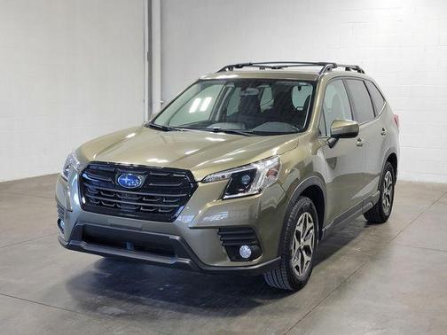 Autumn Green Metallic 2023 Subaru Forester Premium