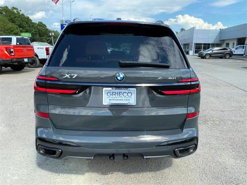 2024 BMW X7 xDrive40i
