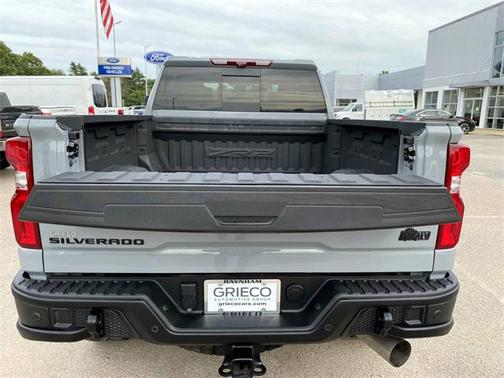 2024 Chevrolet Silverado 2500 4WD Crew Cab Standard Bed ZR2