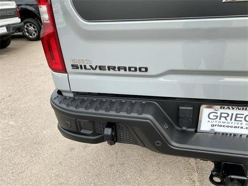 2024 Chevrolet Silverado 2500 4WD Crew Cab Standard Bed ZR2