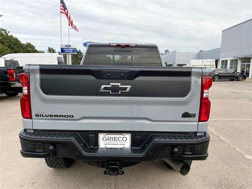 2024 Chevrolet Silverado 2500 4WD Crew Cab Standard Bed ZR2