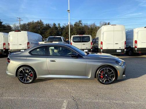 2025 BMW M240 i xDrive