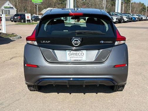 Gun Metallic 2022 Nissan Leaf S 40 kWh