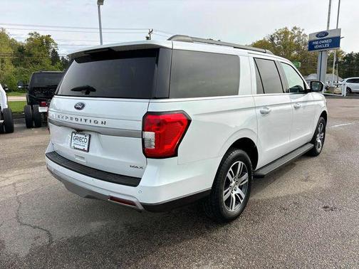 Oxford White 2024 Ford Expedition Max XLT