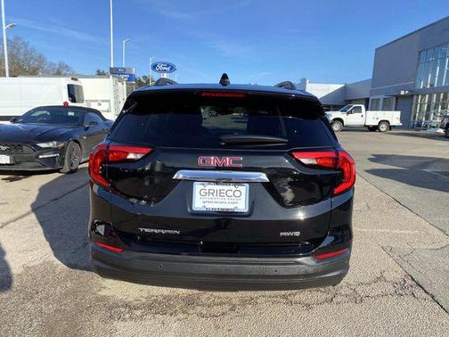 2018 GMC Terrain SLE