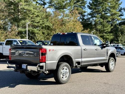 2026 Ford F-350 XLT