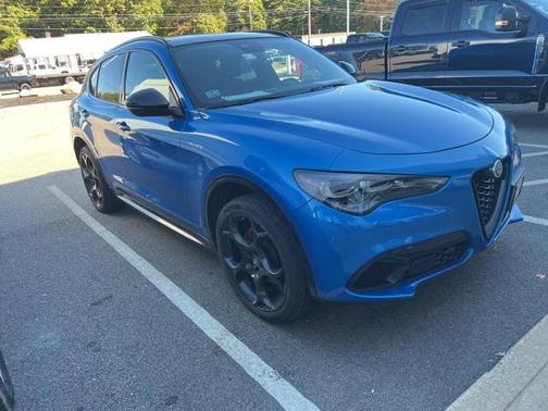2024 Alfa Romeo Stelvio Veloce AWD