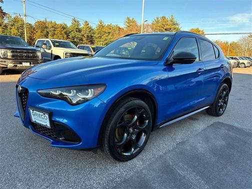 2024 Alfa Romeo Stelvio Veloce AWD