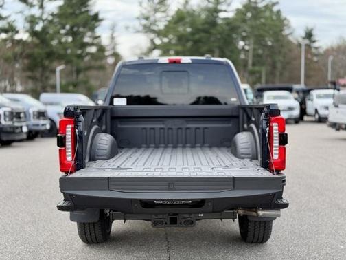 2025 Ford F-350 Lariat