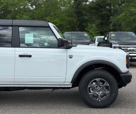 Oxford White 2026 Ford Bronco Big Bend