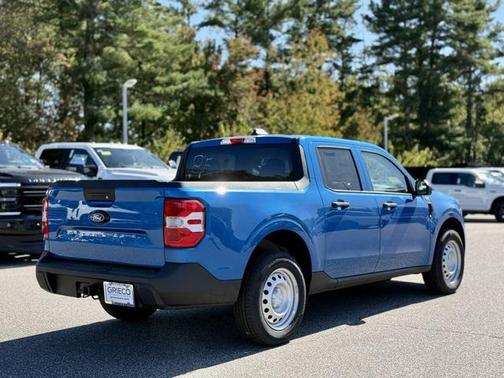 2025 Ford Maverick XL